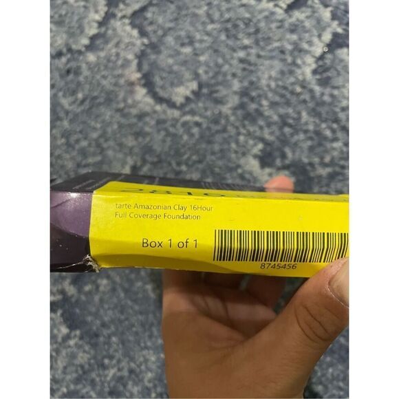 Tarte Amazonian Clay 16-Hour Full Coverage Foundation - 16s Fair-Light Sand 50m - Picture 4 of 4